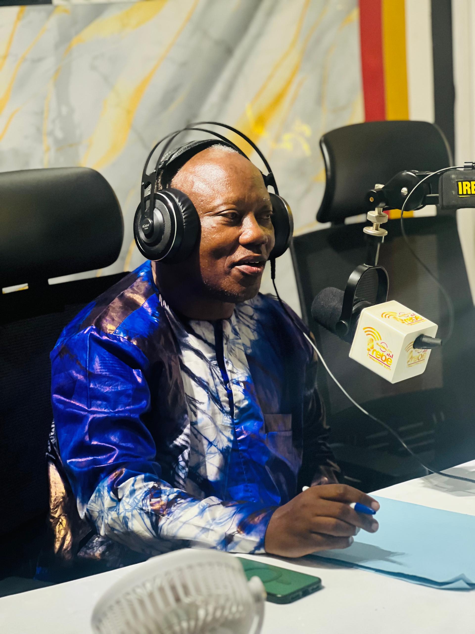 La Coalition EPT BAFASHEBIGE invitée à la Radio IREBE FM : un message fort sur l’éducation et le comportement des élèves